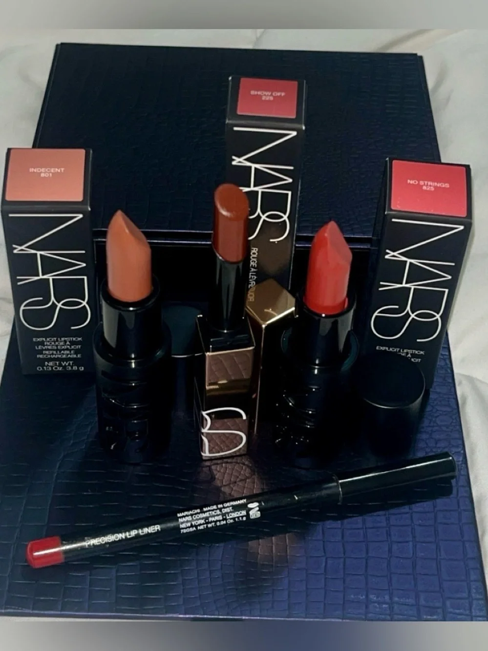 NARS lip makeup